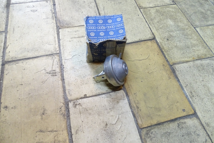 Onderdrukdoos voor verdeler Vw Golf 1 / Jetta 1 / Scirocco 1