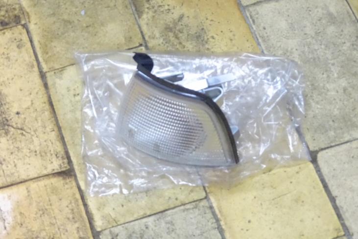 Knipperlicht links Audi 80 / Audi Cabriolet